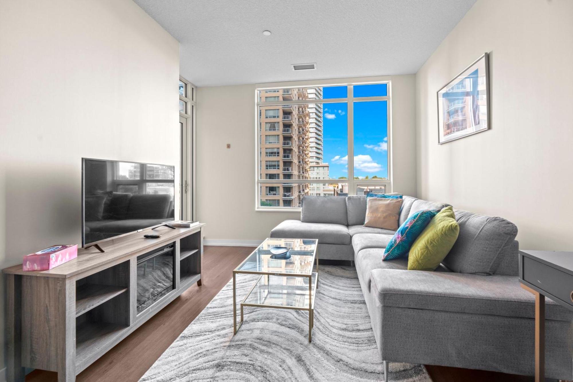 טורונטו Modern Lillian St Apartments By Globalstay מראה חיצוני תמונה